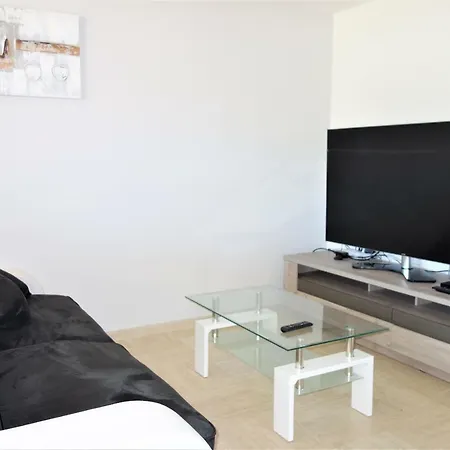 Apartment 1br Alexandre Iii